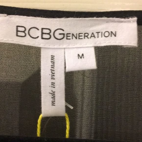 BCBGeneration Romper black sheer long sleeves - Picture 7 of 7